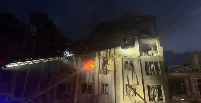 İsrail’den İran’a Gece Yarısı Saldırısı