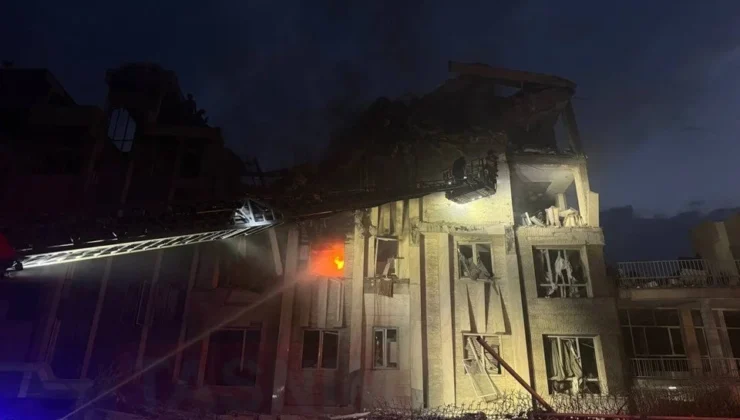 İsrail’den İran’a Gece Yarısı Saldırısı